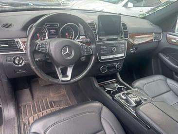 Mercedes GLS 350 D 4MATIC — photo 3