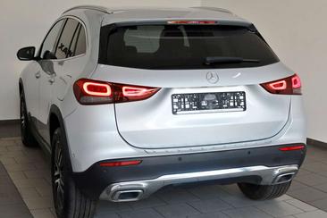Mercedes GLA 200d — photo 7