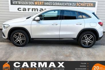 Mercedes GLA 200d — photo 13