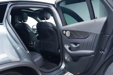 Mercedes GLC 300 D — photo 30