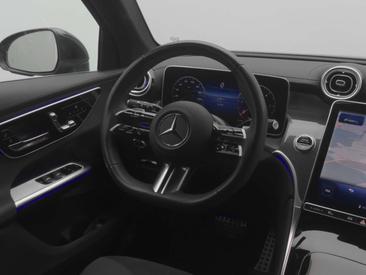 Mercedes GLC 300 D — photo 19