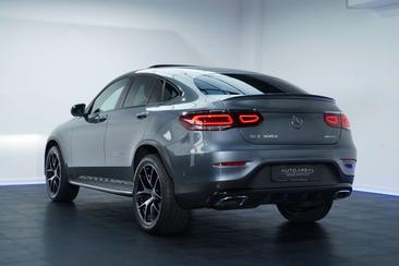 Mercedes GLC 300 D — photo 39