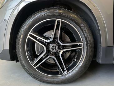 Mercedes GLA 200 — photo 8