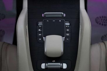Mercedes GLE 400 E — photo 17