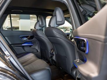 Mercedes GLC 400 E — photo 6