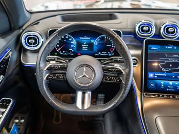 Mercedes GLC 400 E — photo 9