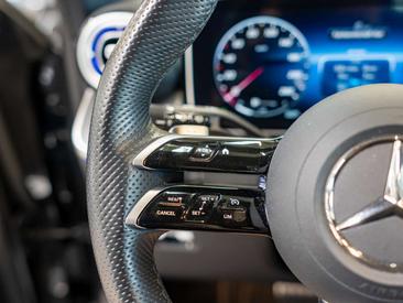 Mercedes GLC 400 E — photo 15