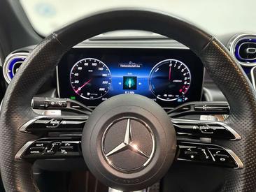 Mercedes GLC 400 E — photo 9