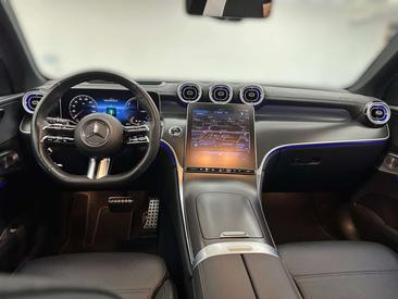 Mercedes GLC 400 E — photo 11