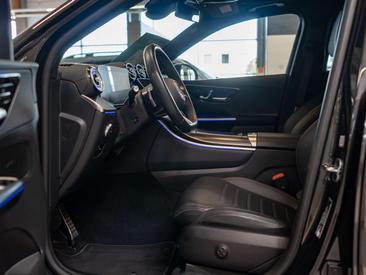 Mercedes GLC 400 E — photo 25