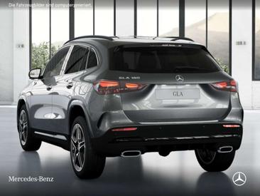 Mercedes GLA 180 — photo 19
