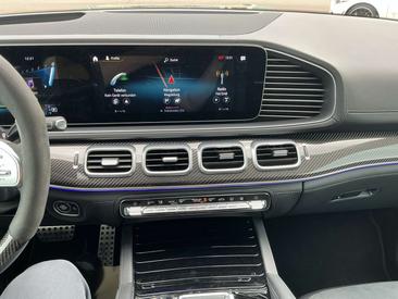 Mercedes GLS 63 4MATIC — photo 14