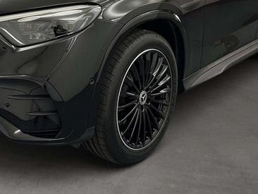 Mercedes GLC 400 E — photo 7