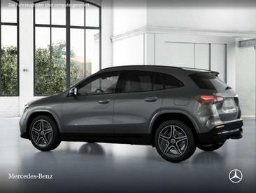 Mercedes GLA 250 — photo 13