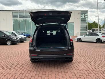 Mercedes GLS 63 4MATIC — photo 18