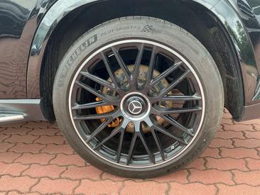 Mercedes GLS 63 4MATIC — photo 20