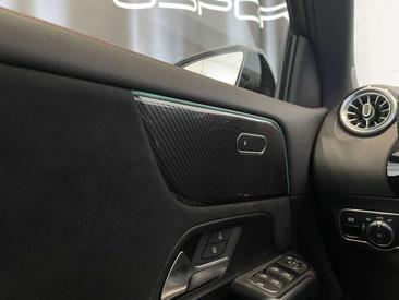 Mercedes GLA 200 — photo 15