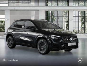 Mercedes GLA 200 — photo 16