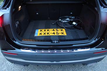 Mercedes GLA 250e — photo 24