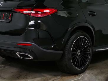 Mercedes GLC 400 E — photo 4