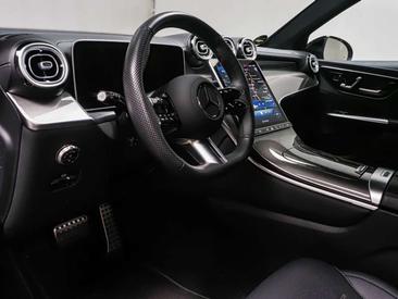 Mercedes GLC 400 E — photo 7