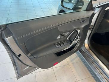 Mercedes CLA Berline 180 — photo 16