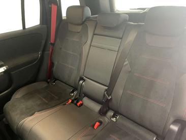 Mercedes GLB 35 4MATIC — photo 9