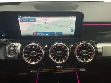 Mercedes GLB 35 4MATIC — photo 13