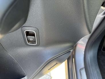 Mercedes GLA 35 4MATIC — photo 21