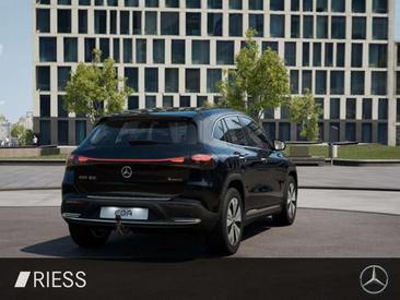 Mercedes EQA 300 4MATIC — photo 6