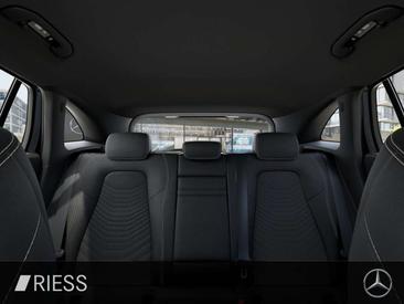 Mercedes EQA 300 4MATIC — photo 17