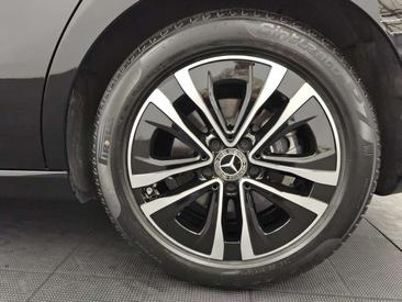 Mercedes CLA Berline 200 — photo 20