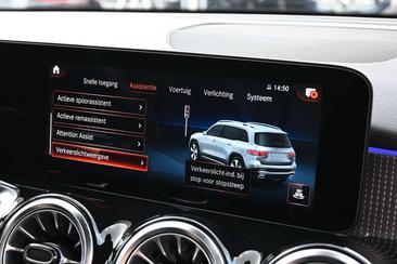 Mercedes GLB 180 D — photo 25