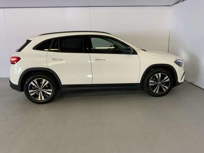 Mercedes GLA 180