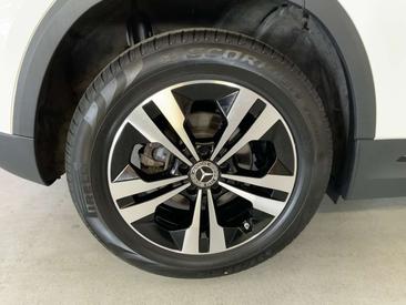 Mercedes GLA 180 — photo 7