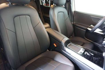 Mercedes EQB 250 — photo 4