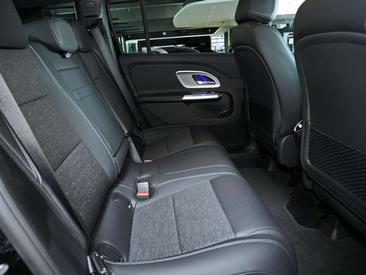Mercedes GLB 250 — photo 10
