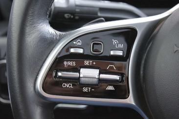 Mercedes CLA Berline 220 — photo 13