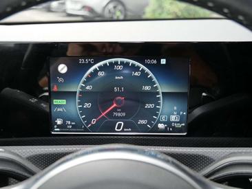 Mercedes CLA Berline 250 E — photo 18