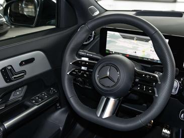 Mercedes GLA 250 — photo 13