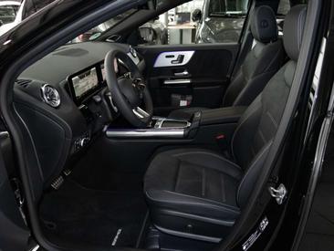 Mercedes GLA 250 — photo 17