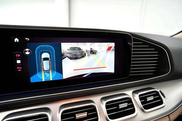 Mercedes GLE 400 D — photo 25