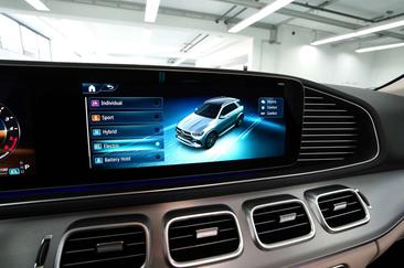 Mercedes GLE 400 D — photo 33