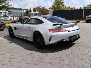 Mercedes AMG GT R — photo 6