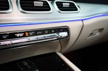Mercedes GLE 400 D — photo 25