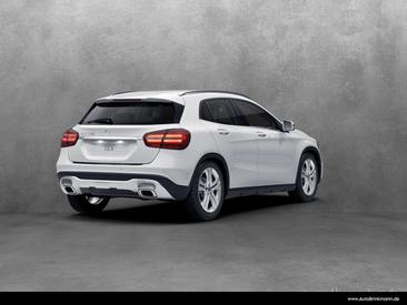 Mercedes GLA 180 — photo 4