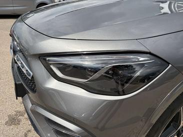 Mercedes GLA 200d — photo 10