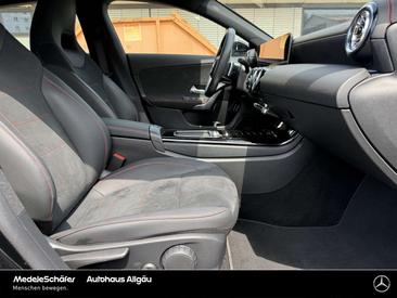 Mercedes CLA Berline 200 — photo 13