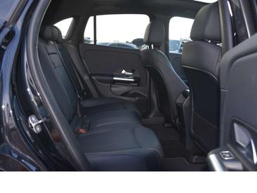 Mercedes EQA 250 — photo 7
