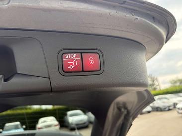 Mercedes GLA 200d — photo 19
